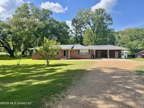 46 Old Courthouse Rd, Natchez, MS 39120