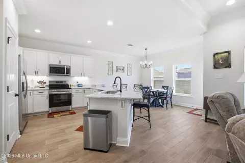 6 Cameron Cv, Long Beach, MS 39560 photo 4