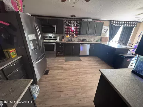 1627 Clear Creek Rd, Lamar, MS 38642 photo 7