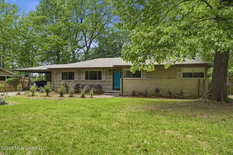 Exterior - 5523 Wayneland Dr, Jackson, MS 39211 photo 2 of 7