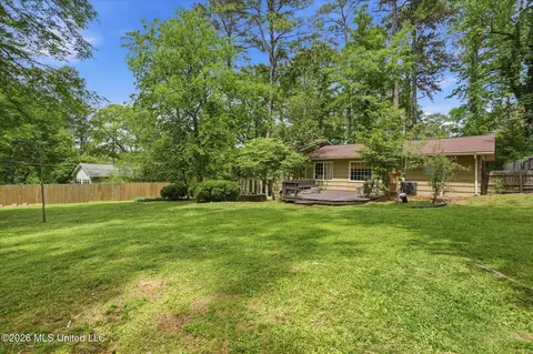 Exterior - 2115 Meadowbrook Rd, Jackson, MS 39211 photo 8 of 10