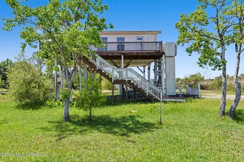 4180 Bayou Dr, Pearlington, MS 39572