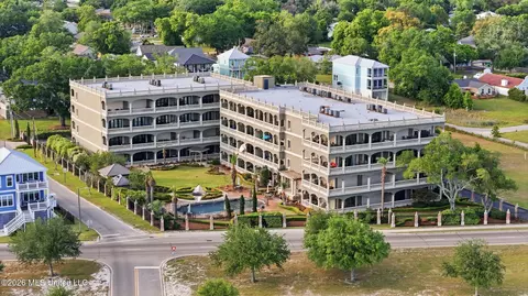 4640 W Beach Blvd #B3, Gulfport, MS 39501