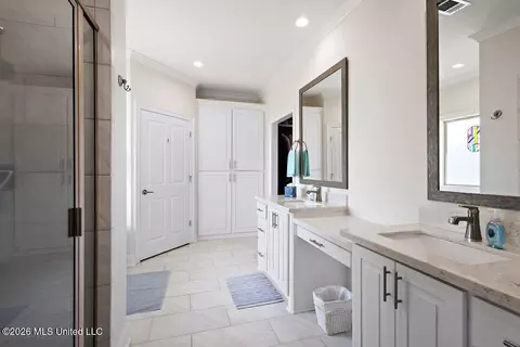 Bath - 146 Herons Bay Cir, Madison, MS 39110 photo 1 of 7