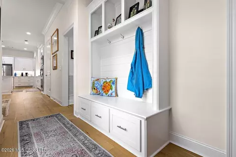 Entry Way - 146 Herons Bay Cir, Madison, MS 39110 photo 4 of 4