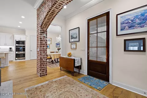 Entry Way - 146 Herons Bay Cir, Madison, MS 39110 photo 2 of 4