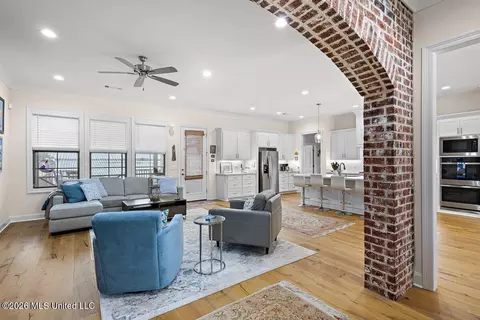 Entry Way - 146 Herons Bay Cir, Madison, MS 39110 photo 3 of 4