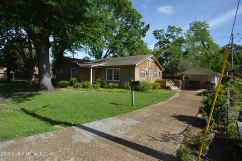 407 E 16th St, Yazoo City, MS 39194