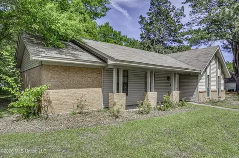 Exterior - 130 Cypress Dr, Madison, MS 39110 photo 10 of 12