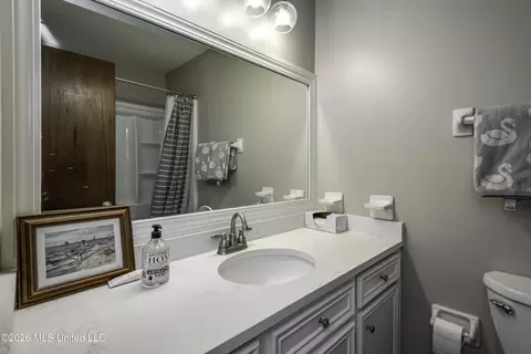Bath - 130 Cypress Dr, Madison, MS 39110 photo 1 of 6