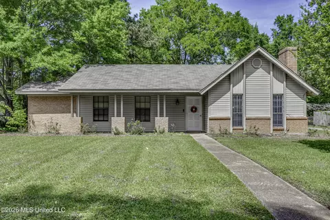 130 Cypress Dr, Madison, MS 39110
