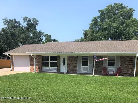 2 Pecanwood Cv, Long Beach, MS 39560