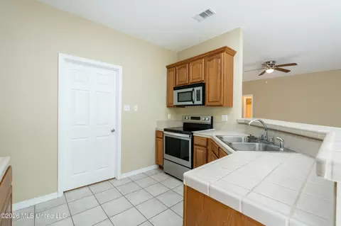 Kitchen - 27 Maroon Dr, Picayune, MS 39466 photo 1 of 4