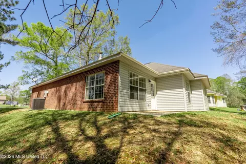 Exterior - 27 Maroon Dr, Picayune, MS 39466 photo 3 of 11
