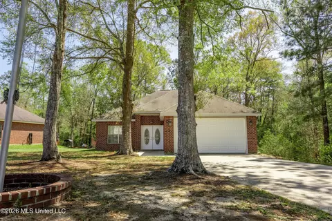 Exterior - 27 Maroon Dr, Picayune, MS 39466 photo 9 of 11