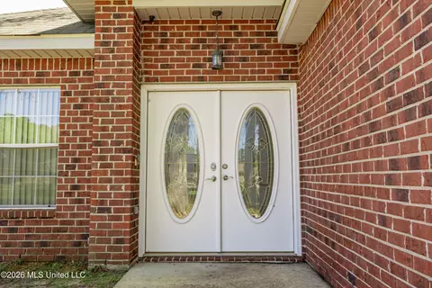 Entry Way - 27 Maroon Dr, Picayune, MS 39466 photo 1 of 2