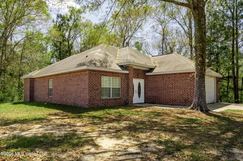 Exterior - 27 Maroon Dr, Picayune, MS 39466 photo 5 of 11