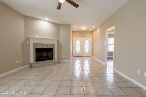 Living - 27 Maroon Dr, Picayune, MS 39466 photo 3 of 3