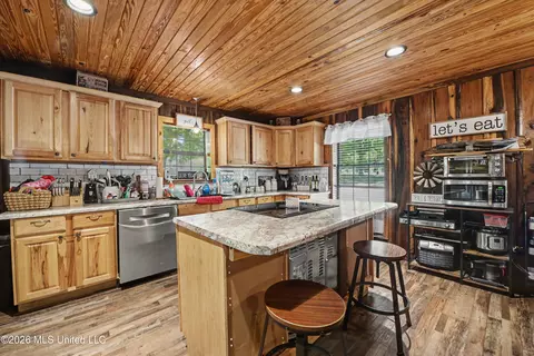 Kitchen - 182 Rolling Woods Rd, Lucedale, MS 39452 photo 2 of 2