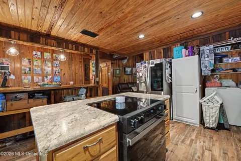 Kitchen - 182 Rolling Woods Rd, Lucedale, MS 39452 photo 1 of 2