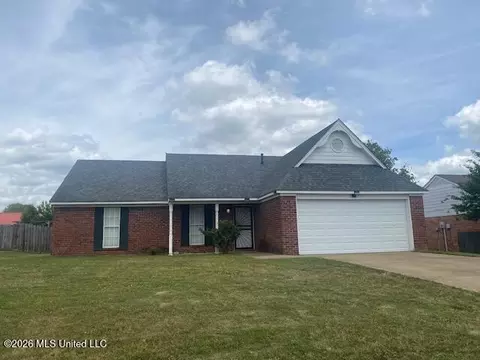 106 Orchard Cv, Senatobia, MS 38668