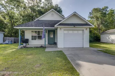 11604 Oaklane Dr, Gulfport, MS 39503