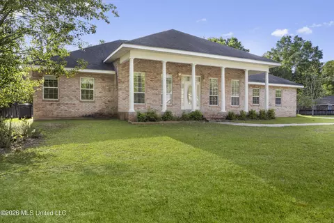 6426 Apelehama Rd, Diamondhead, MS 39525