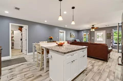 Entry Way - 23 Buddy Rd, Picayune, MS 39466 photo 3 of 3