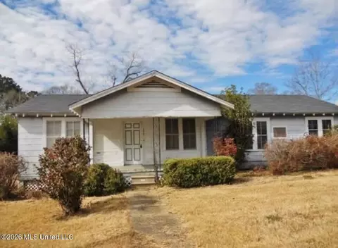 156 N Captain Dr, Gloster, MS 39638