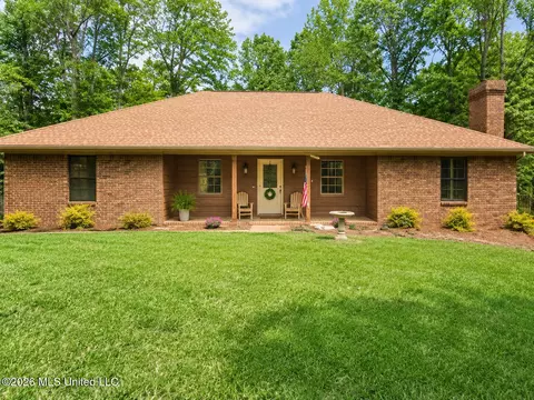 4503 Pine Lake Dr, Terry, MS 39170