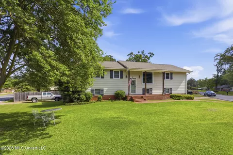 3404 Patterson Dr, Pearl, MS 39208 photo 2