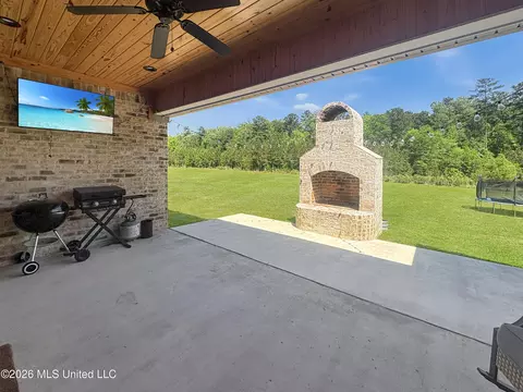 Exterior - 110 Landry Dr, Brandon, MS 39047 photo 3 of 8