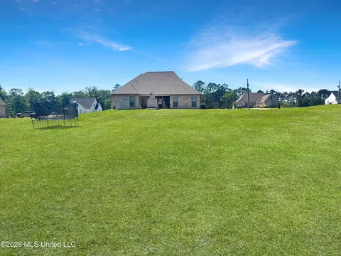 Exterior - 110 Landry Dr, Brandon, MS 39047 photo 8 of 8