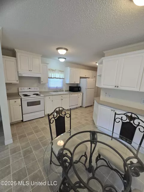 25 Bryan Cir, Picayune, MS 39466 photo 10