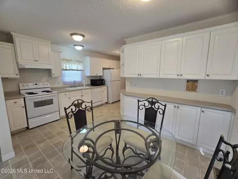 25 Bryan Cir, Picayune, MS 39466 photo 12