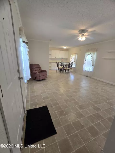 25 Bryan Cir, Picayune, MS 39466 photo 8