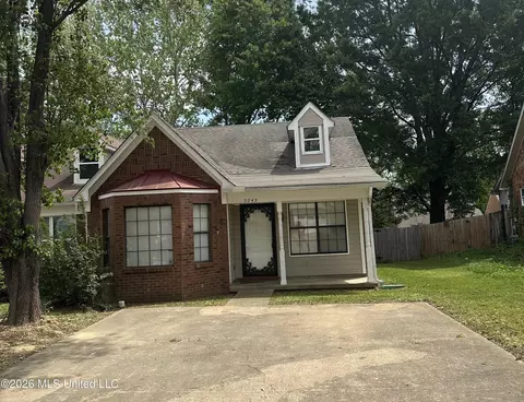 3245 Edenshire Ln, Horn Lake, MS 38637