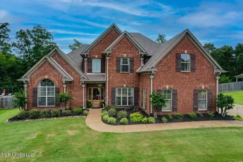 1828 W Keenlan Dr, Hernando, MS 38632