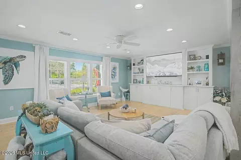 Living - 1589 E Second St, Pass Christian, MS 39571 photo 3 of 4