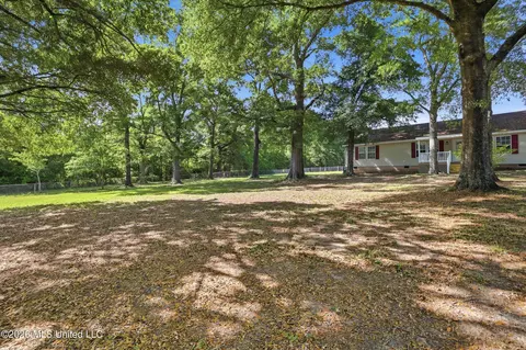 Exterior - 14258 Campground Rd, Saucier, MS 39574 photo 6 of 13