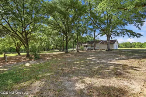 Exterior - 14258 Campground Rd, Saucier, MS 39574 photo 5 of 13