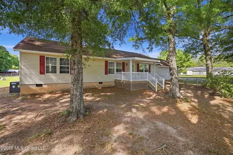 14258 Campground Rd, Saucier, MS 39574