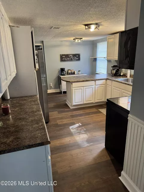 Kitchen - 232 White Rd, Lucedale, MS 39452 photo 1 of 7