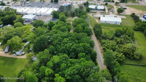 402 Drury Ln, Brookhaven, MS 39601