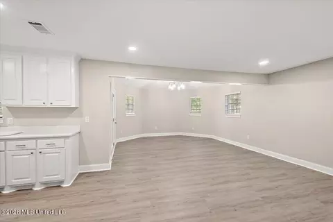 Living - 3692 James Monroe #3692, Jackson, MS 39213 photo 4 of 5