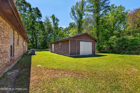 Exterior - 22228 William Ward Rd, Moss Point, MS 39562 photo 6 of 10