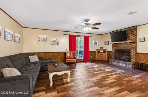 Living - 22228 William Ward Rd, Moss Point, MS 39562 photo 2 of 2