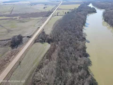 S Highway 61, Dundee, MS 38626 photo 12