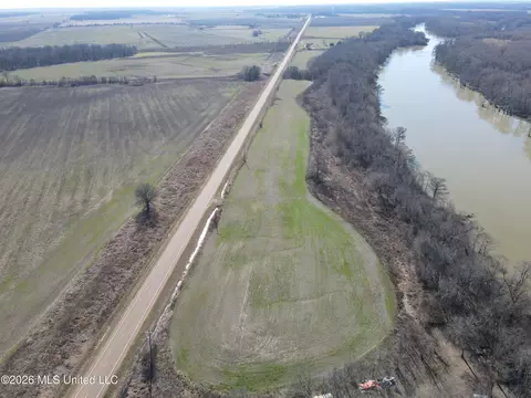 S Highway 61, Dundee, MS 38626 photo 9