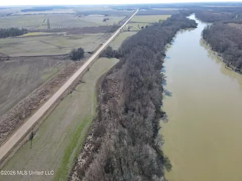 S Highway 61, Dundee, MS 38626 photo 11